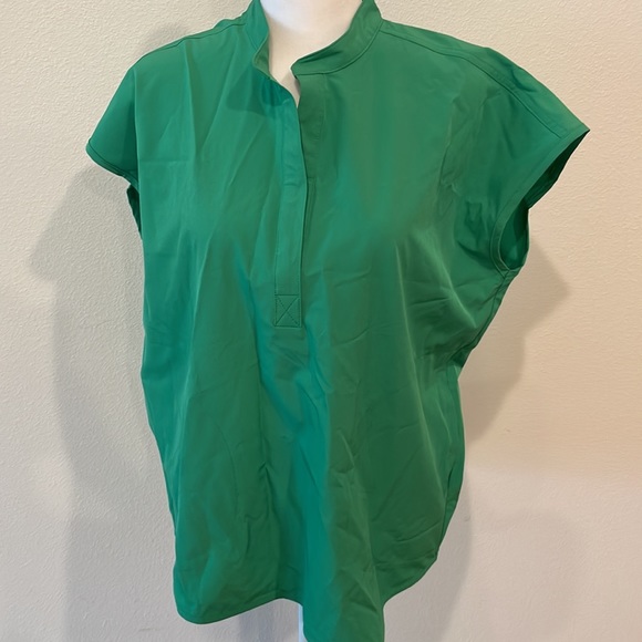 NWT Figs Scrub Safety Green FREEx Fionlite Rafaela top size S - Picture 5 of 10